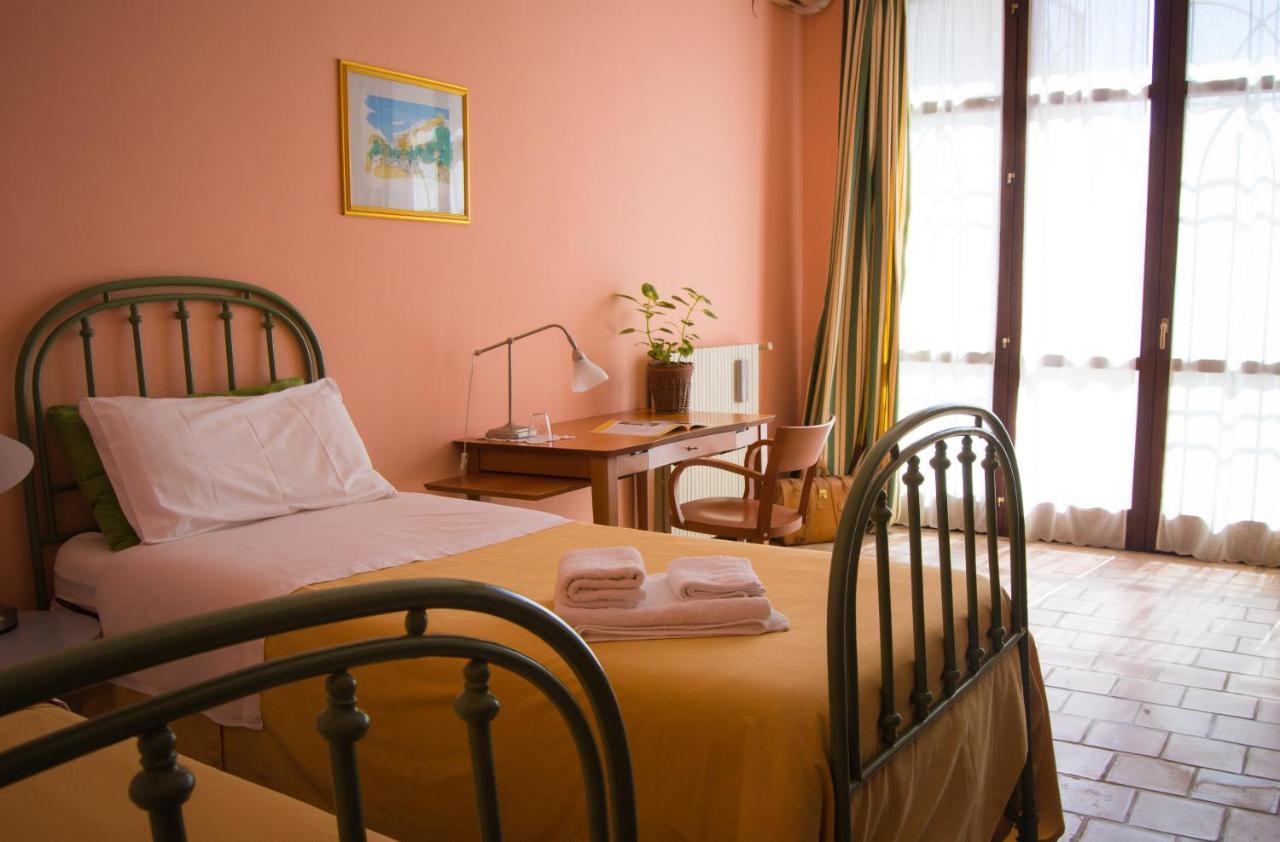 B&B Casa Gemma Lamezia Terme Bagian luar foto